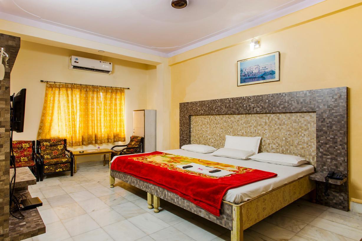 Hotel Sagar Palace Удайпур Екстериор снимка